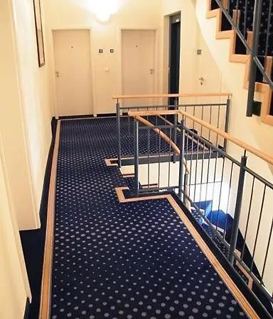 5 Fuer Bis Zu Sechs Personen Apartment
